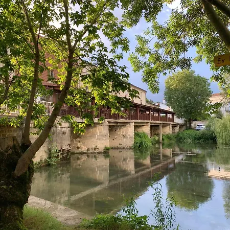 La Berlandiere Un Petit Coin De Paradis Taillant Exterior foto